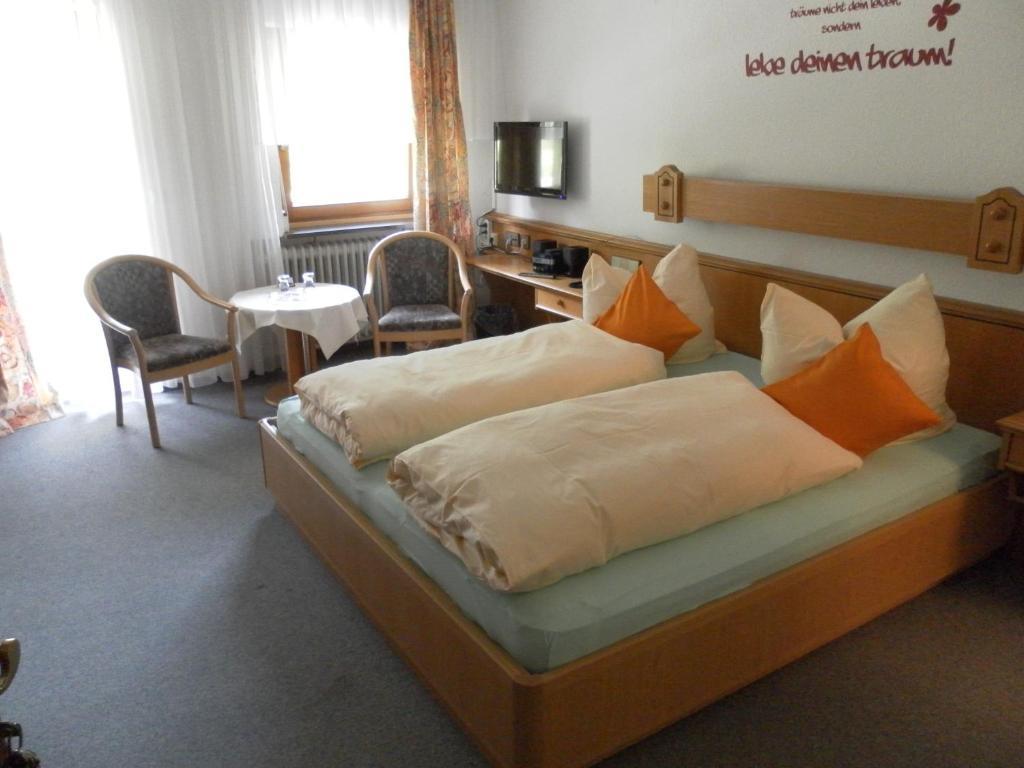 Hotel Garni Seebachstueble Titisee-Neustadt Room photo